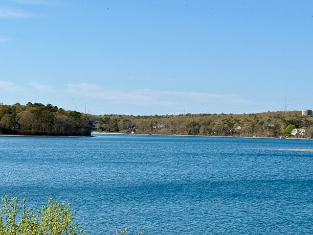 10 Race Lane, Sandwich, MA 02563