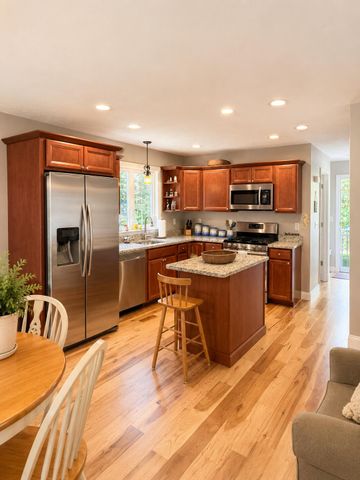 10 Race Lane, Sandwich, MA 02563