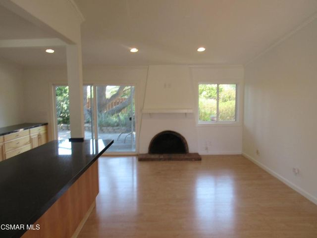 428 Walter Avenue, Newbury Park, CA 91320