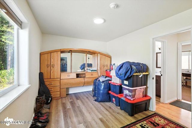 600 E Strathclyde Lane, Wasilla, AK 99654