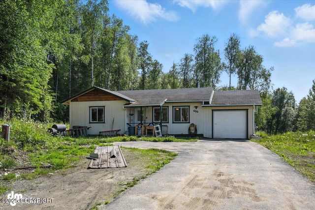 600 E Strathclyde Lane, Wasilla, AK 99654