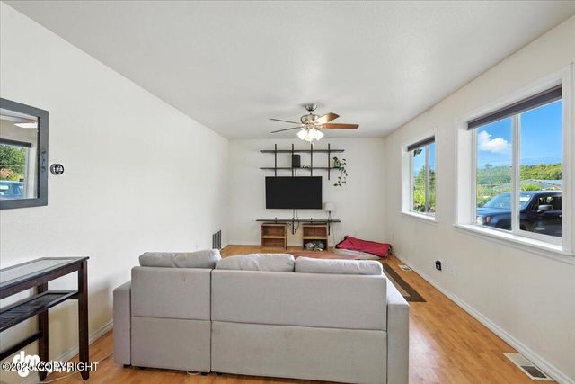 600 E Strathclyde Lane, Wasilla, AK 99654