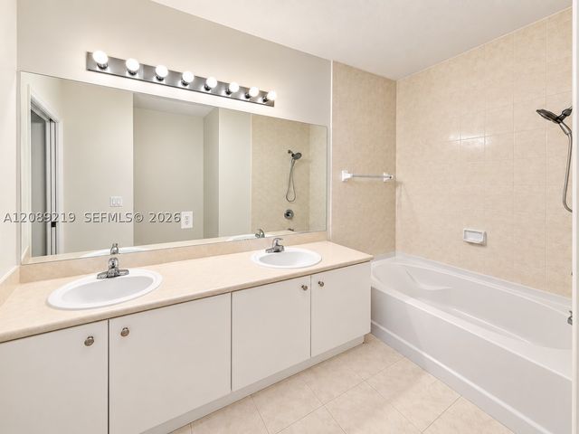 10242 NW 7th St 203, Miami, FL 33172