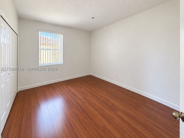 10242 NW 7th St 203, Miami, FL 33172