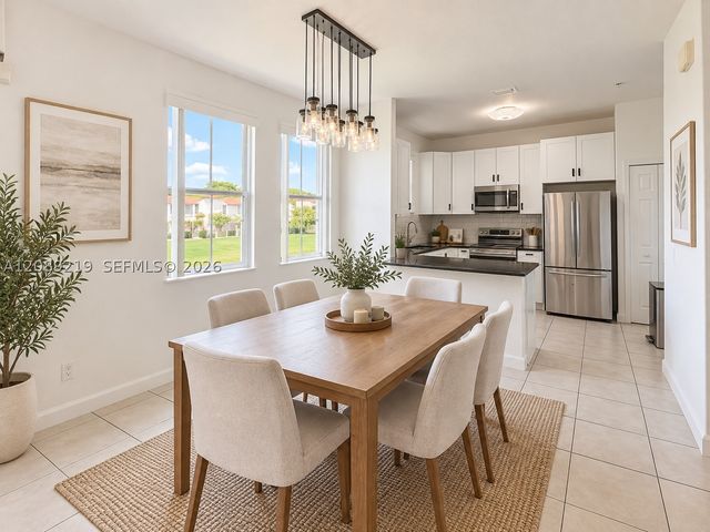 10242 NW 7th St 203, Miami, FL 33172