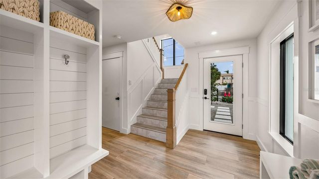 1142 WINDSONG LANE A, Sarasota, FL 34242