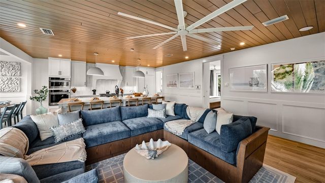 1142 WINDSONG LANE A, Sarasota, FL 34242