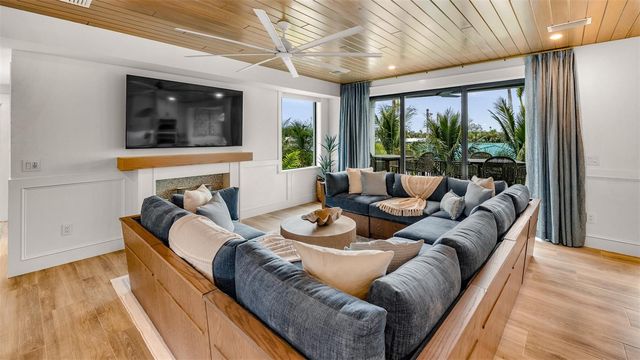1142 WINDSONG LANE A, Sarasota, FL 34242