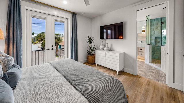 1142 WINDSONG LANE A, Sarasota, FL 34242