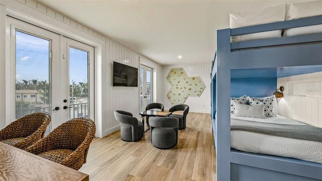 1142 WINDSONG LANE A, Sarasota, FL 34242