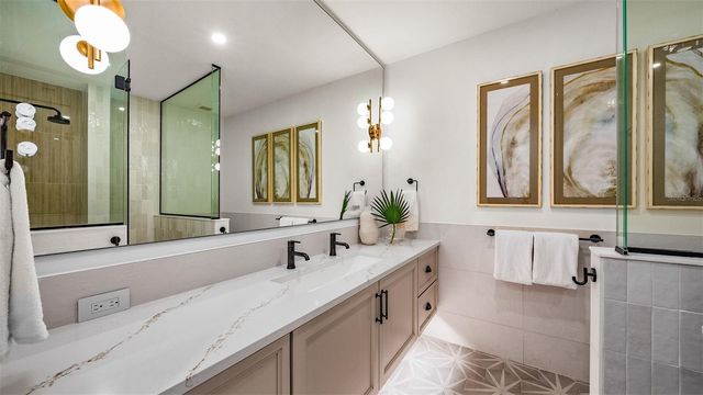 1142 WINDSONG LANE A, Sarasota, FL 34242