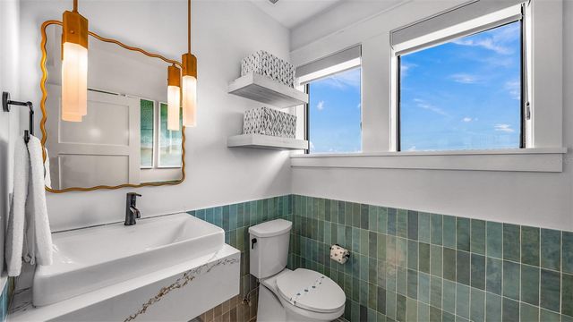 1142 WINDSONG LANE A, Sarasota, FL 34242