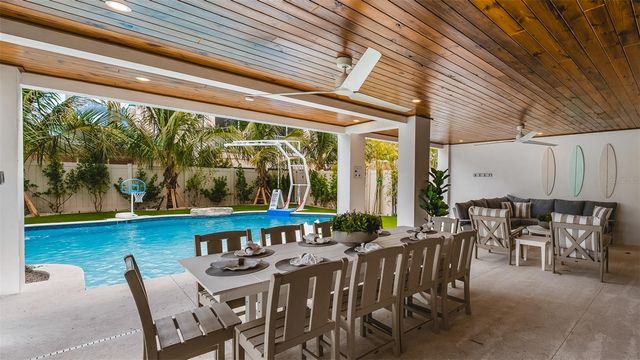 1142 WINDSONG LANE A, Sarasota, FL 34242