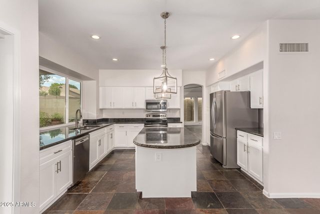 14660 S 25TH Place, Phoenix, AZ 85048