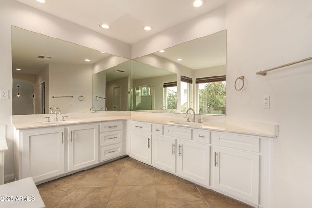 14660 S 25TH Place, Phoenix, AZ 85048