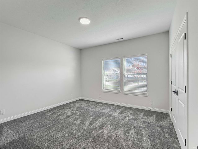 435 Haddington Lane, Lafayette, IN 47905
