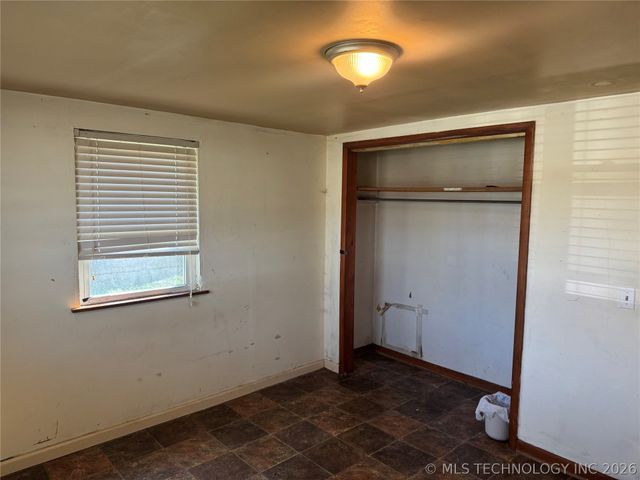 1325 N Vinita Avenue, Tahlequah, OK 74464