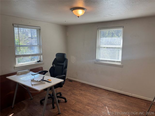 1325 N Vinita Avenue, Tahlequah, OK 74464