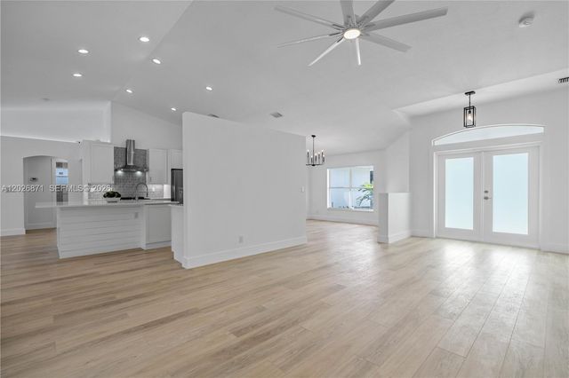 5923 Loxahatchee Pines Dr, Jupiter, FL 33458