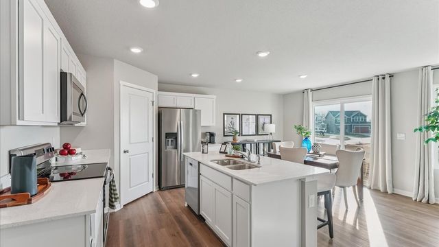 5810 NE Verona Drive, Ankeny, IA 50021