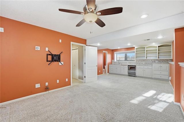 1200 W 10th Street, Kearney, MO 64060