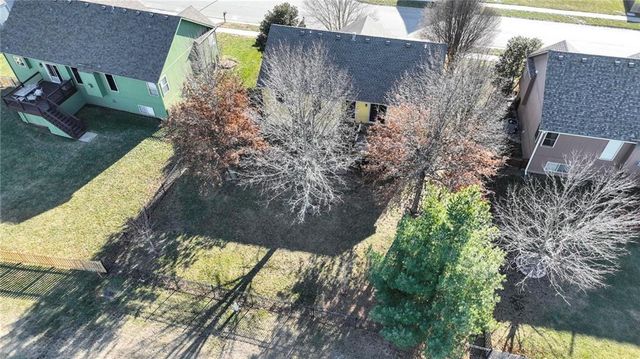 1200 W 10th Street, Kearney, MO 64060