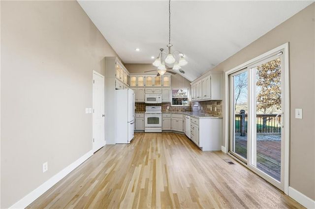 1200 W 10th Street, Kearney, MO 64060