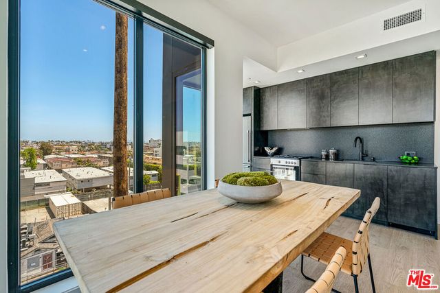 10700 Tabor Street 526, Los Angeles, CA 90034