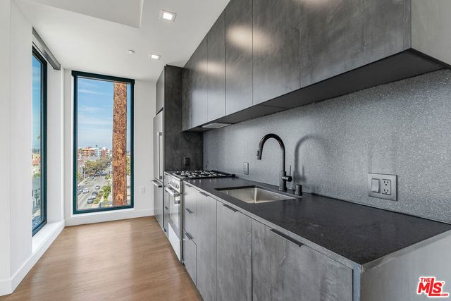 10700 Tabor Street 526, Los Angeles, CA 90034