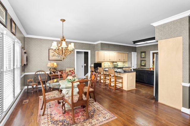 101 Carriage Ln, Hendersonville, TN 37075