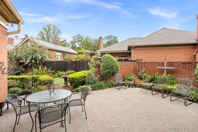 101 Carriage Ln, Hendersonville, TN 37075