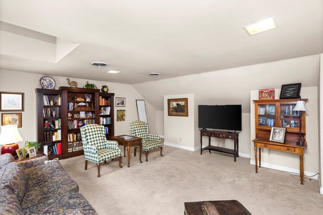 101 Carriage Ln, Hendersonville, TN 37075