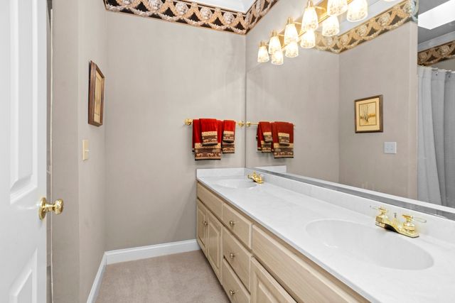 101 Carriage Ln, Hendersonville, TN 37075