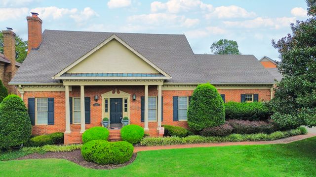 101 Carriage Ln, Hendersonville, TN 37075