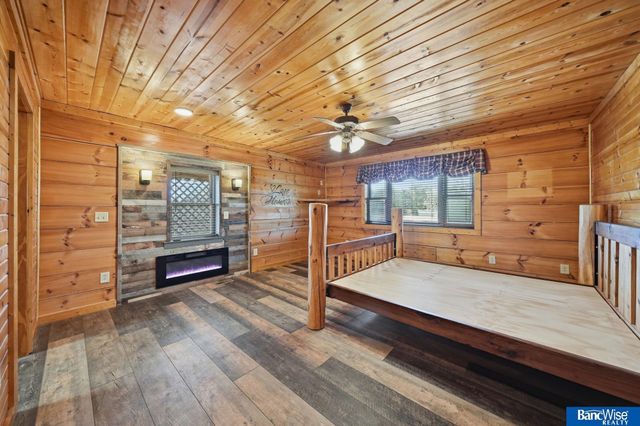 28831 Fonda Road, Firth, NE 68358