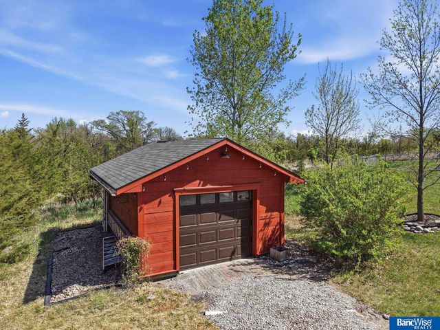 28831 Fonda Road, Firth, NE 68358