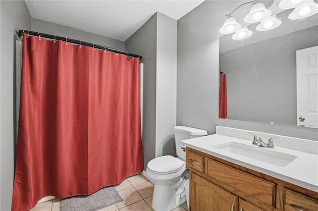 22025 168th Street, Basehor, KS 66007