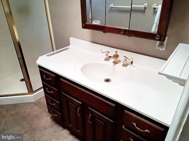 4300 MEADOWCREST RD, Harrisburg, PA 17112