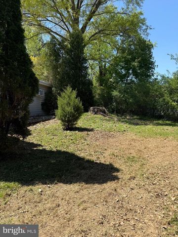 4300 MEADOWCREST RD, Harrisburg, PA 17112