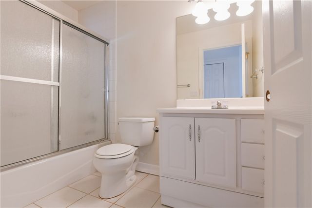 25481 Foothill Drive E, San Bernardino, CA 92404