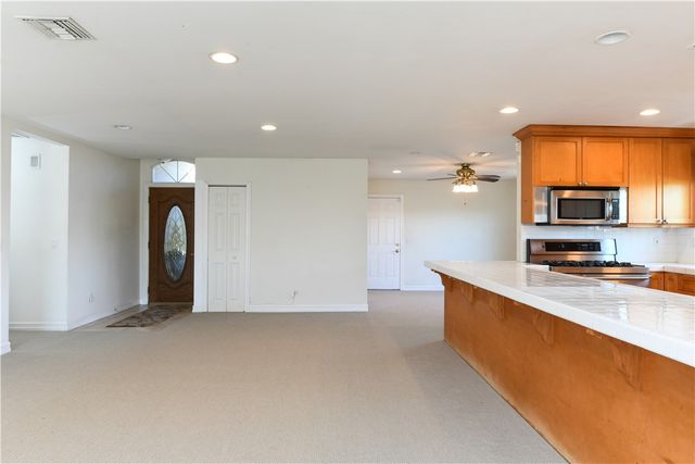 25481 Foothill Drive E, San Bernardino, CA 92404