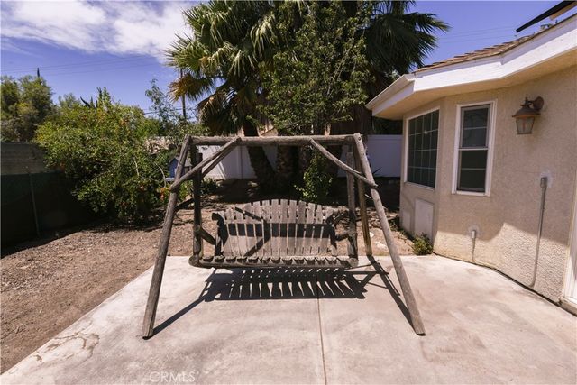 25481 Foothill Drive E, San Bernardino, CA 92404