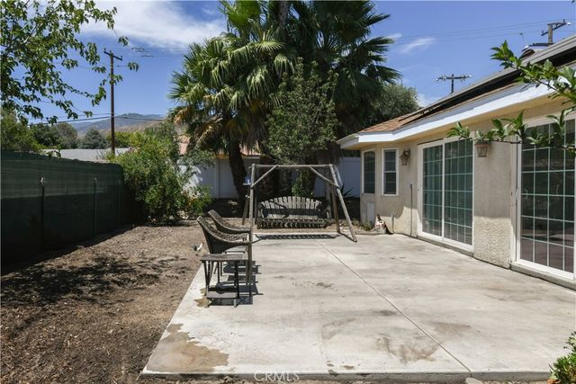 25481 Foothill Drive E, San Bernardino, CA 92404