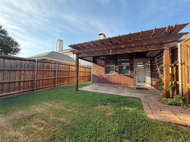 1703 Oak Brook Lane, Allen, TX 75002