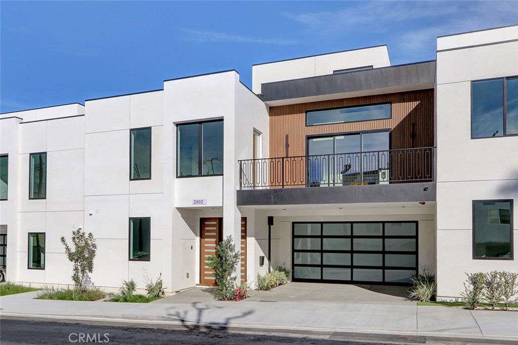 2302 Perkins Lane, Redondo Beach, CA 90278