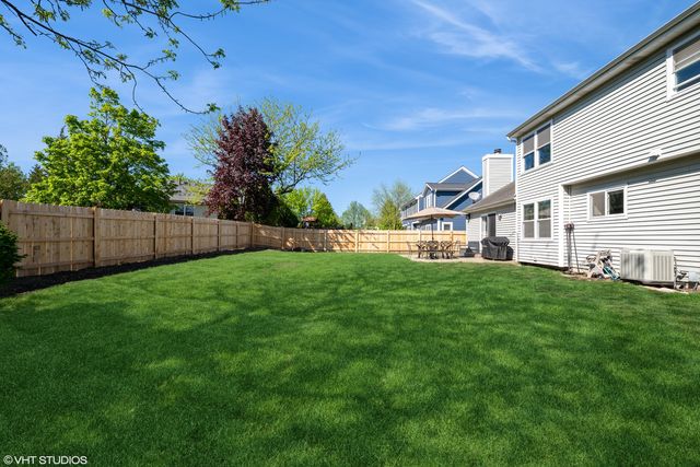 1196 Hummingbird Lane, Grayslake, IL 60030