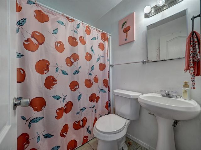 330 S Saunders St, Aransas Pass, TX 78336