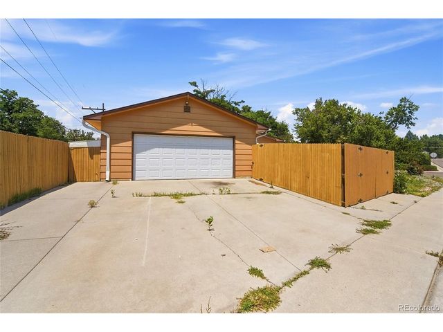 7220 W Calahan Ave, Denver, CO 80232
