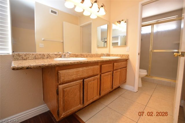 6543 Barbary Circle, Las Vegas, NV 89103