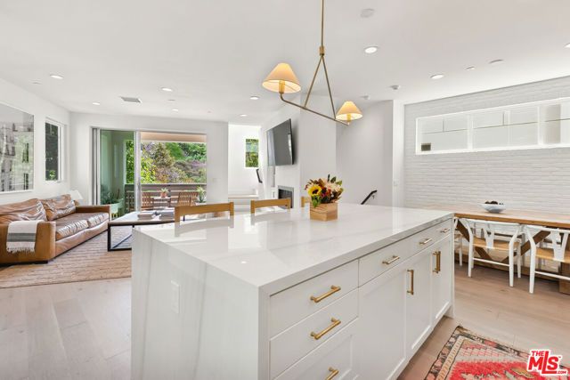 12824 S Seaglass Circle, Los Angeles, CA 90094